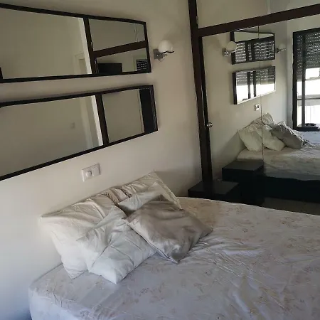 A. L. Maria Apartment